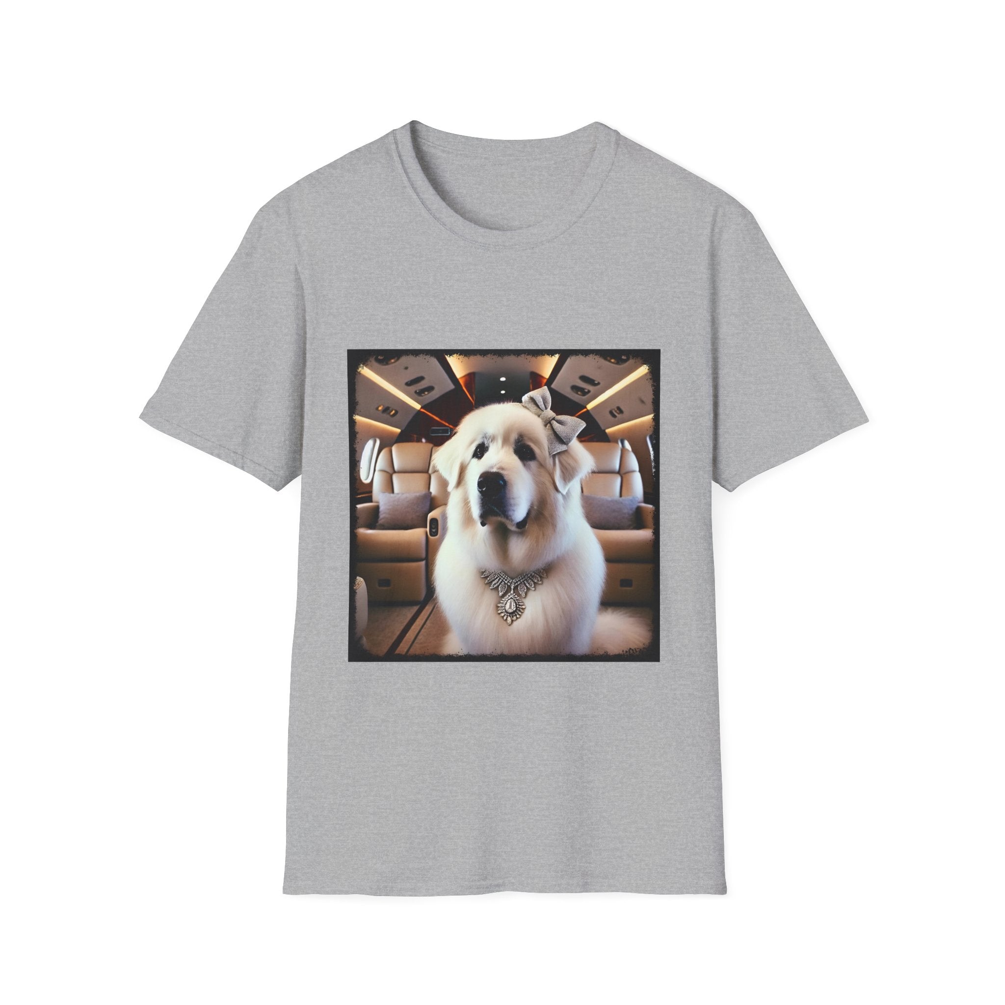 Dog Lover Tee – Great Pyrenees Jet Setter Graphic Design