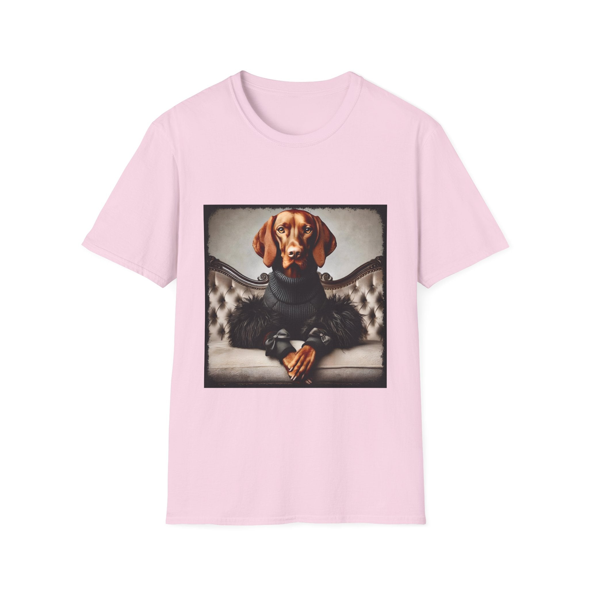 Vizsla Femme Fatale | Unisex Dog T-Shirt