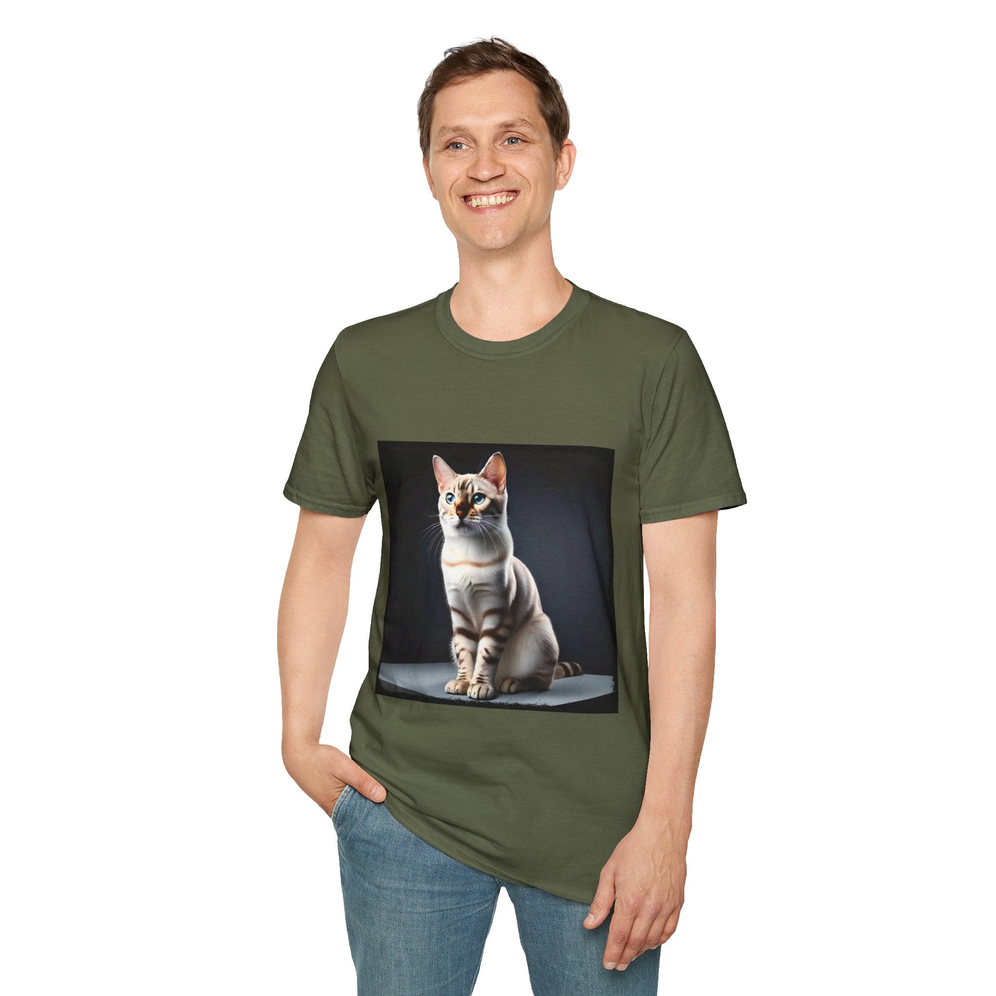 Bengal Cat Snow Lynx Lady | Unisex Cat T-Shirt