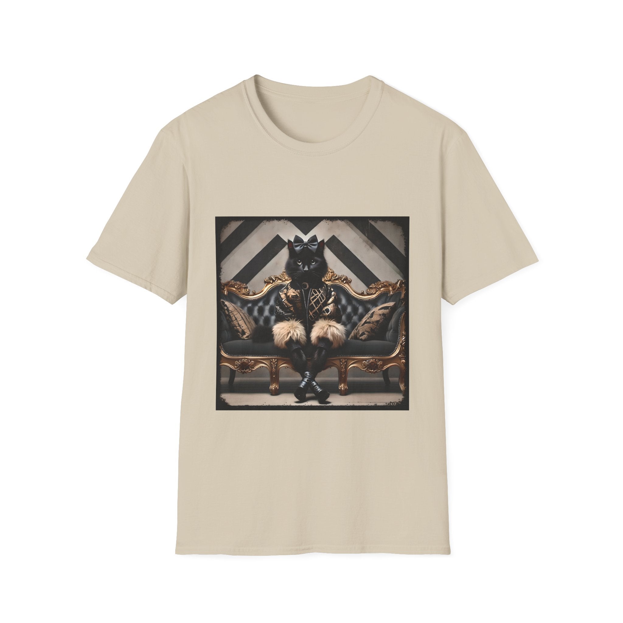 Bombay Cat Golden Diva | Unisex Cat T-Shirt