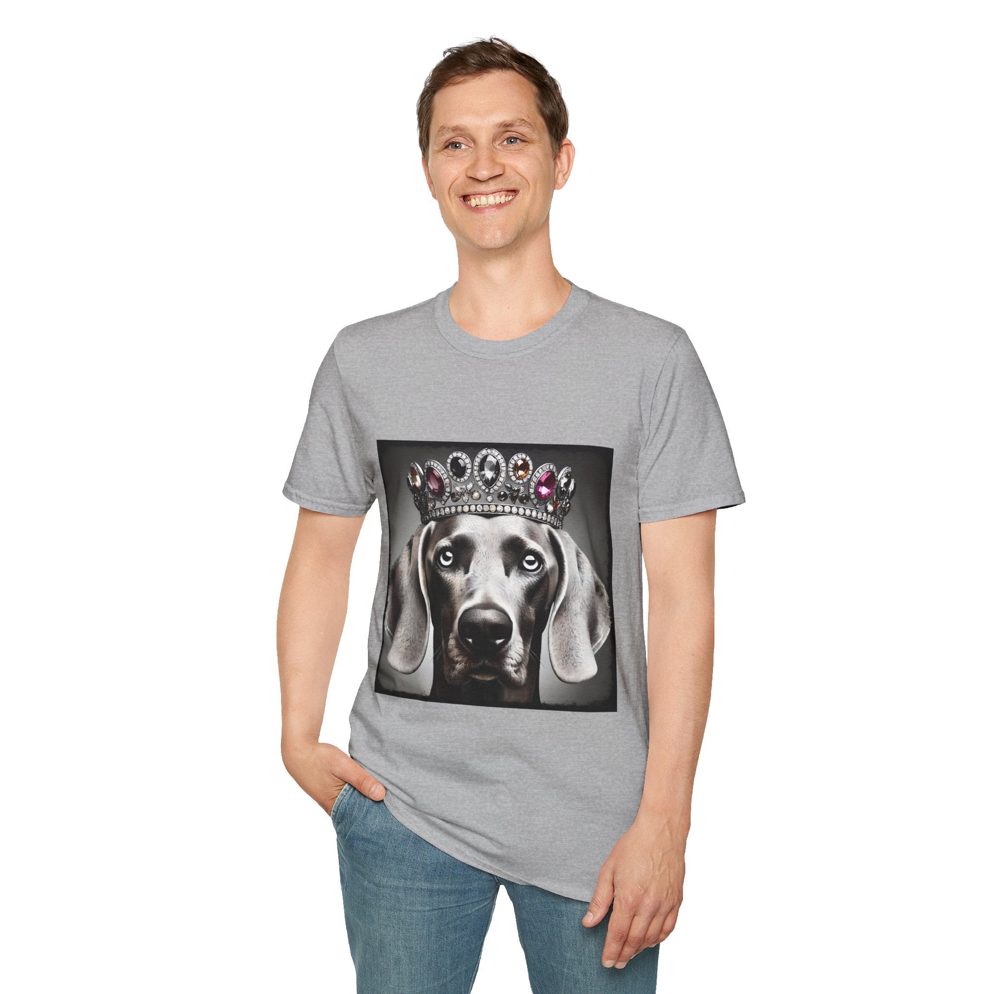 Weimaraner Queen Supreme | Unisex Dog T-Shirt
