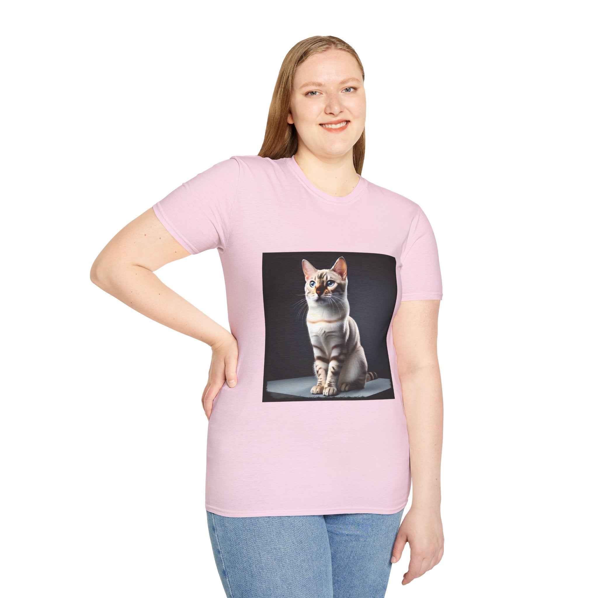 Bengal Cat Snow Lynx Lady | Unisex Cat T-Shirt