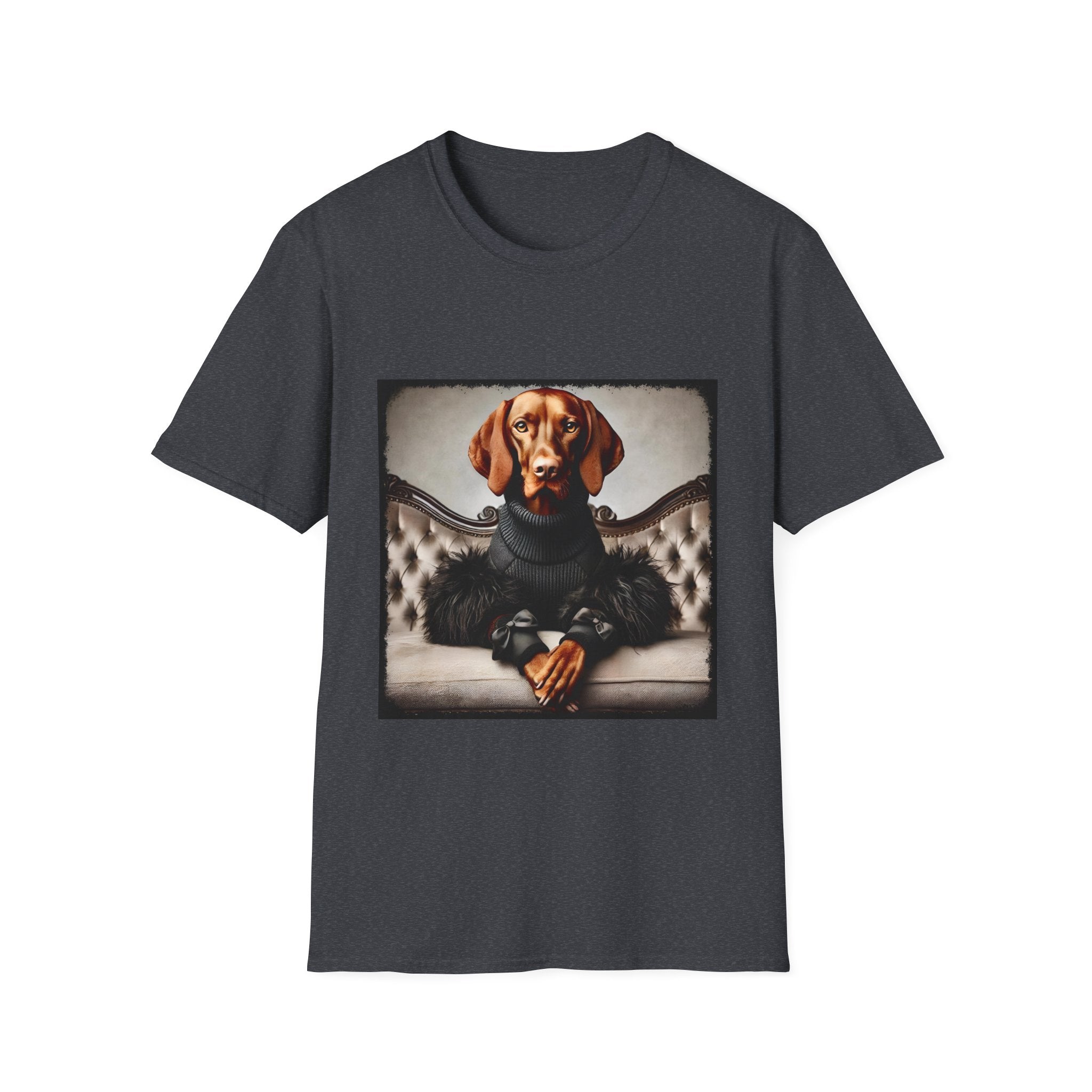 Vizsla Femme Fatale | Unisex Dog T-Shirt