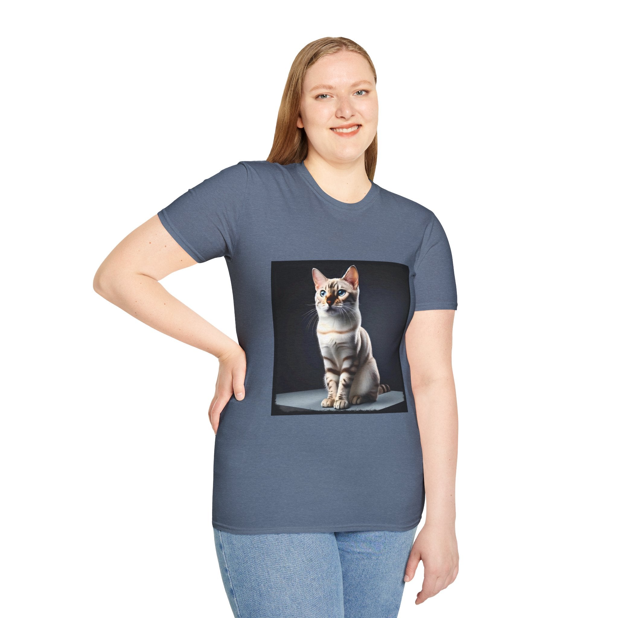 Bengal Cat Snow Lynx Lady | Unisex Cat T-Shirt