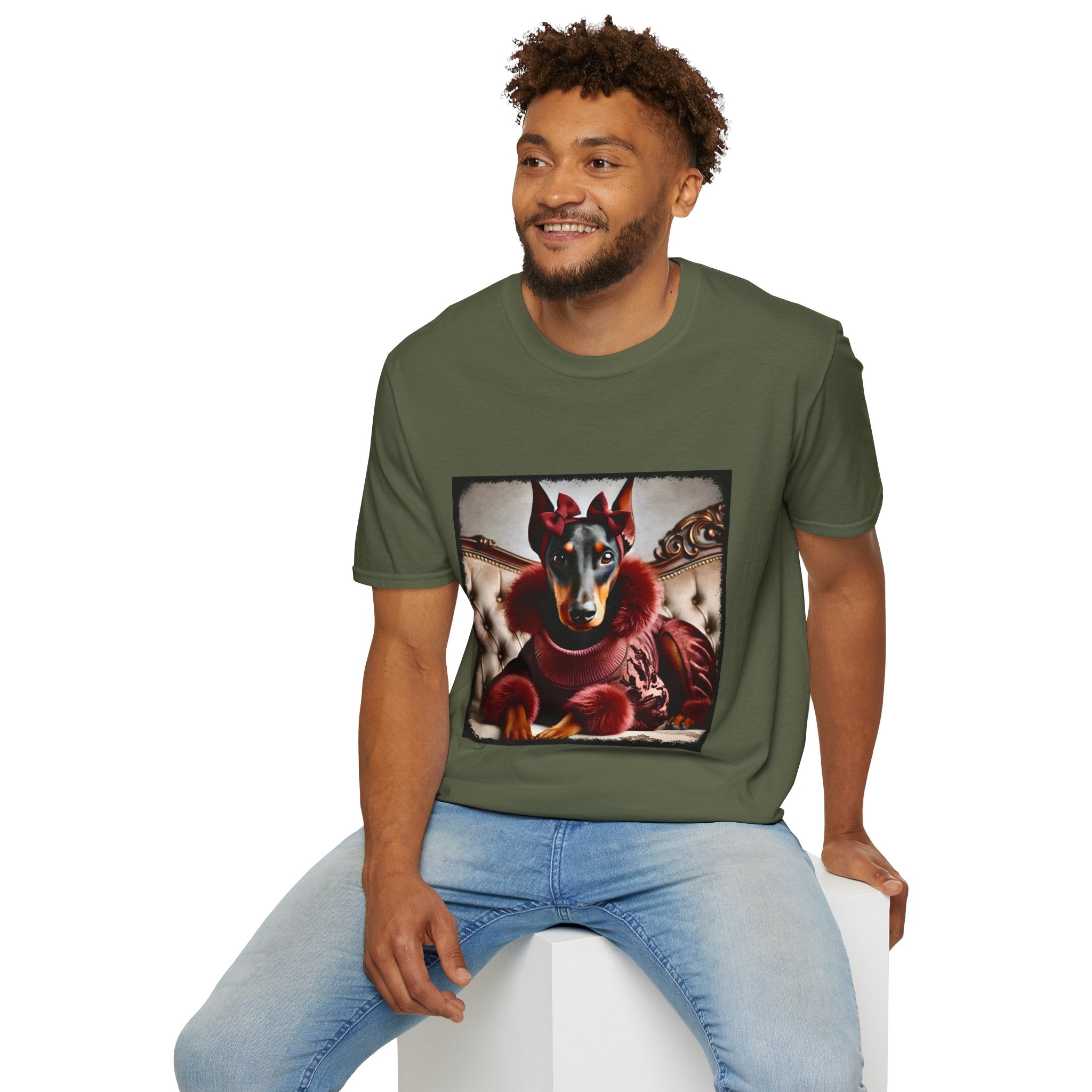 Doberman Pinscher Slay Queen | Unisex Dog T-Shirt