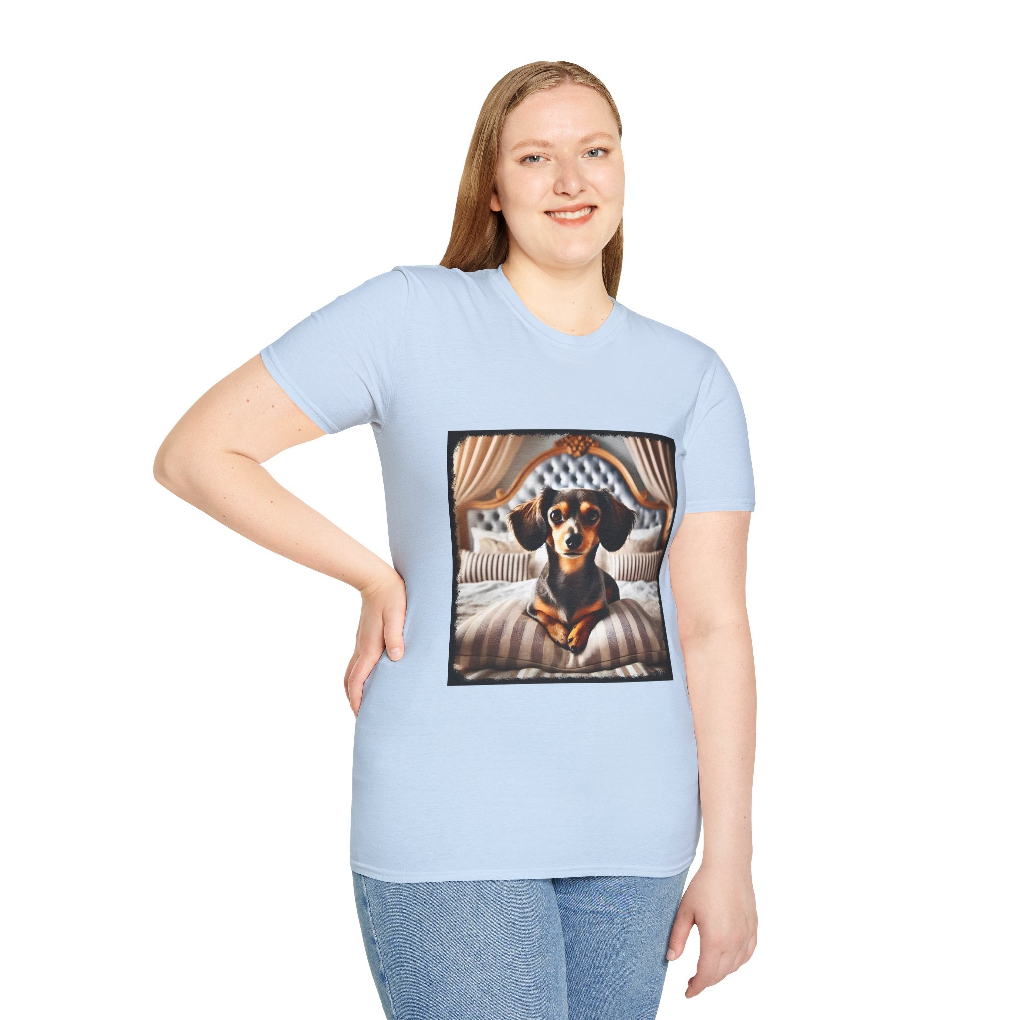 Dachshund Bedroom Eyes | Unisex Dog T-Shirt