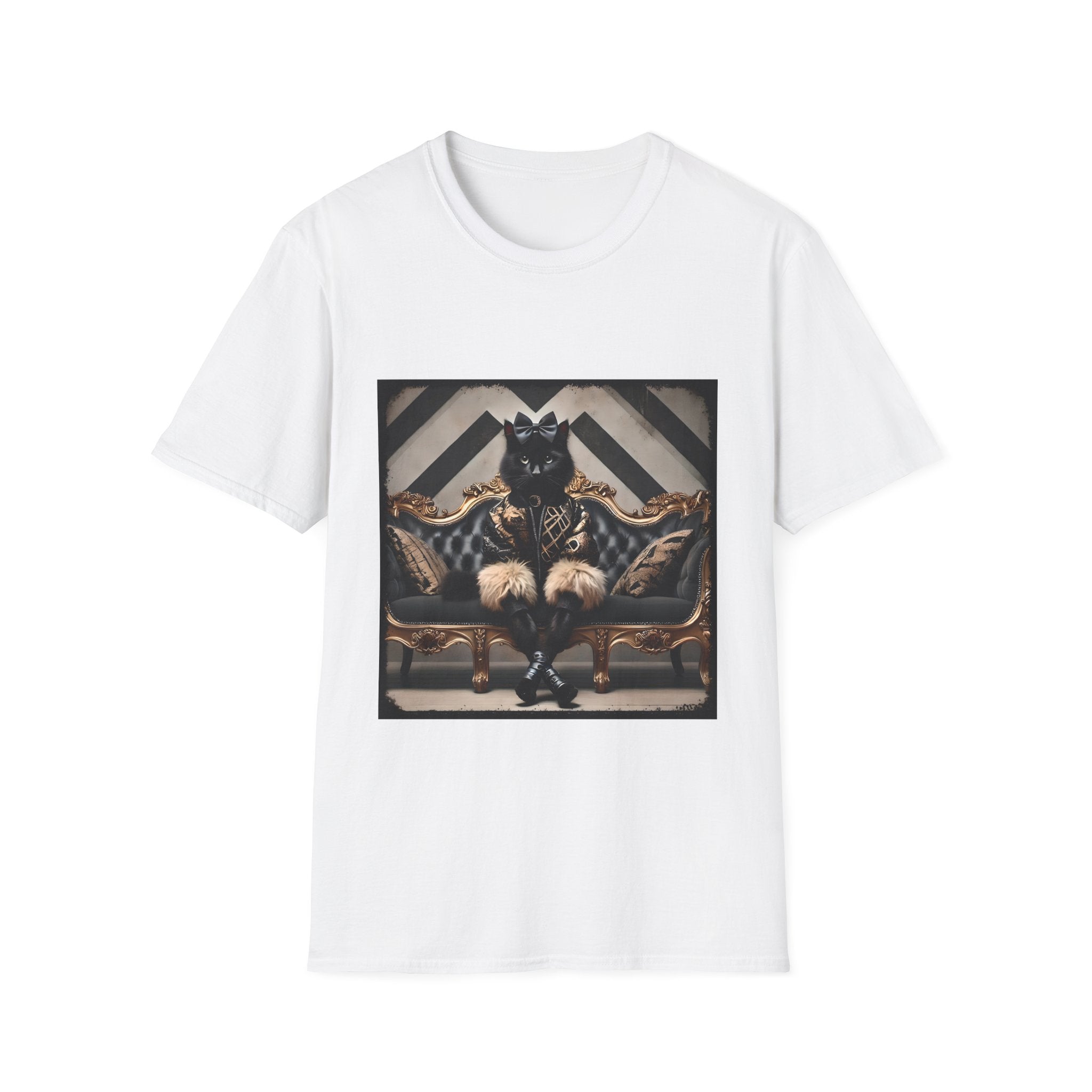 Bombay Cat Golden Diva | Unisex Cat T-Shirt